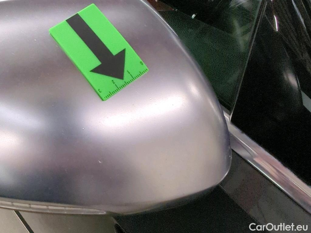  Volkswagen  Arteon Elegance 2.0 TDI 150 CP DSG #30