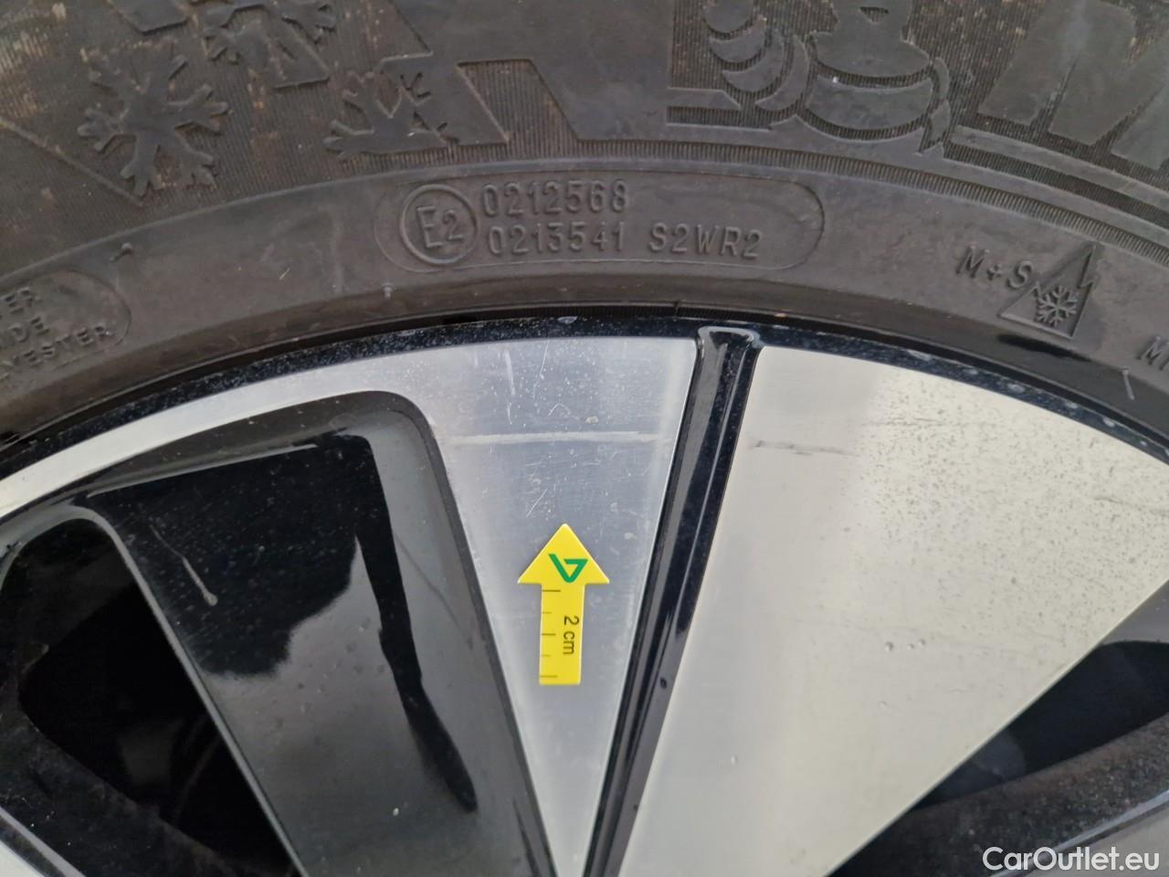  Volvo  XC 40 1.5 T5 PHEV Plus Dark Recharge DCT #3