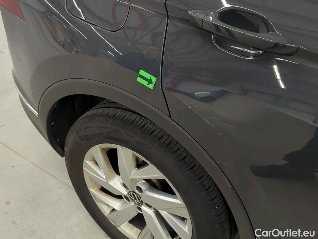  Volkswagen  Tiguan Elegance 2.0 TDI 200CP DSG 4Motion #17