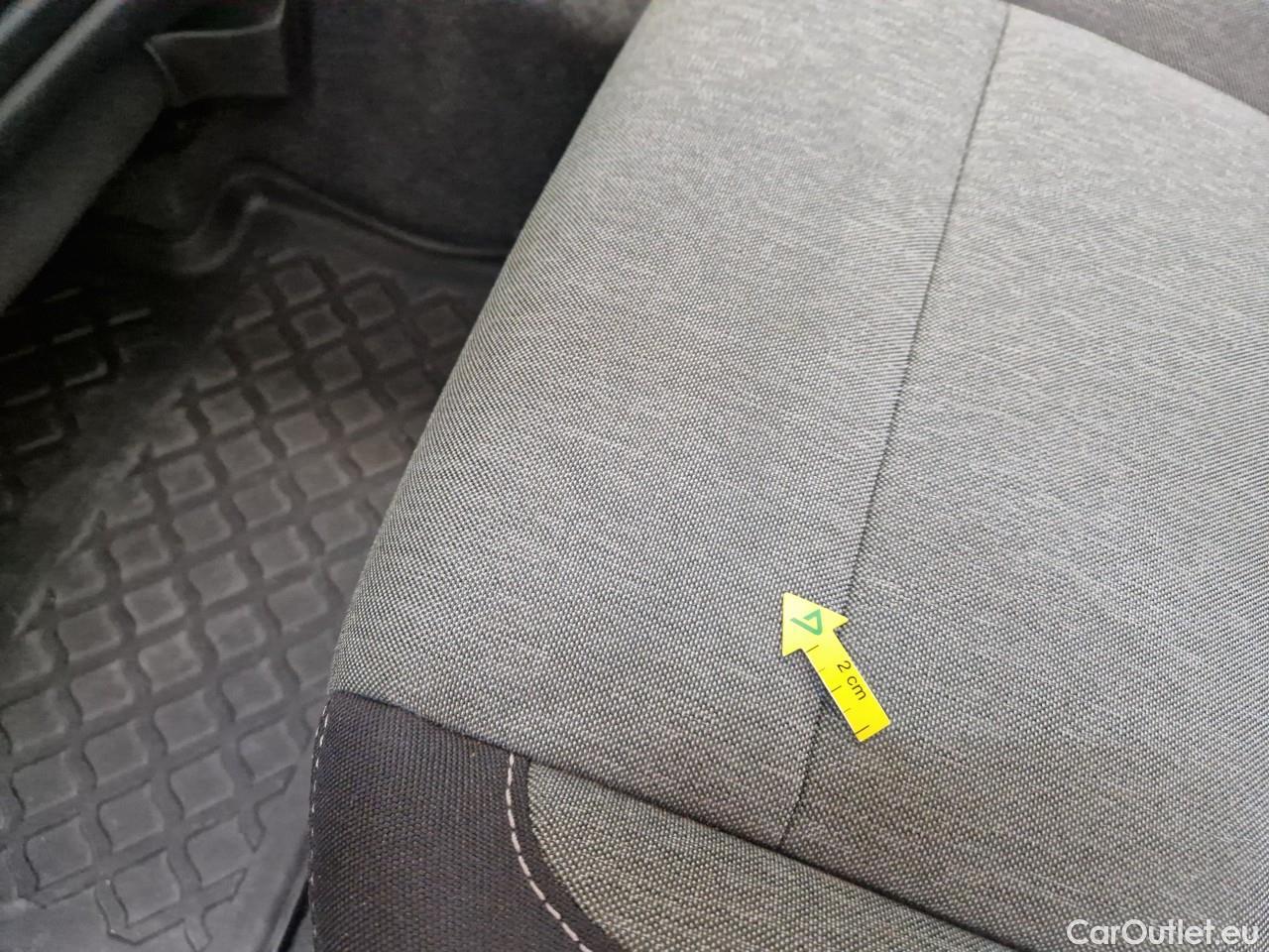  Volvo  XC 40 1.5 T5 PHEV Plus Dark Recharge DCT #6