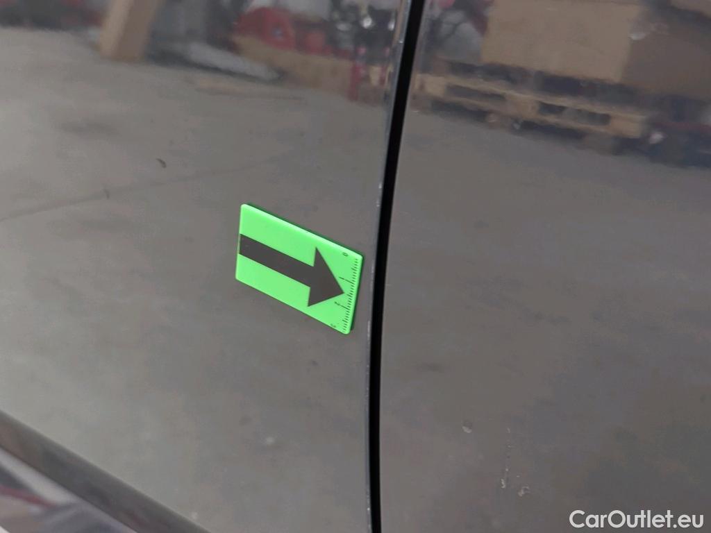  Volkswagen  Arteon Elegance 2.0 TDI 150 CP DSG #10