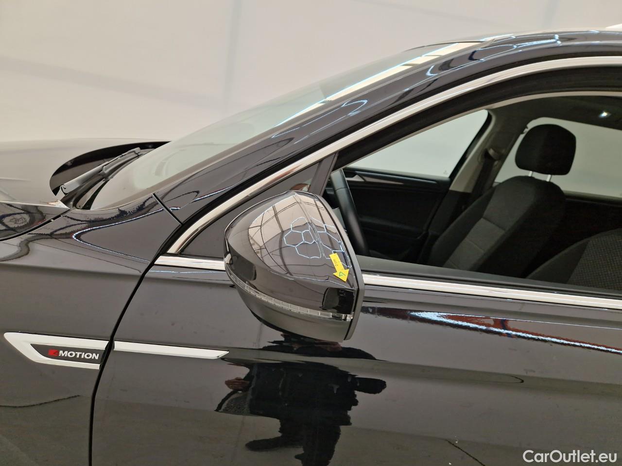  Volkswagen  Tiguan 2.0 TDI 200CP Comfortline DSG 4M #4