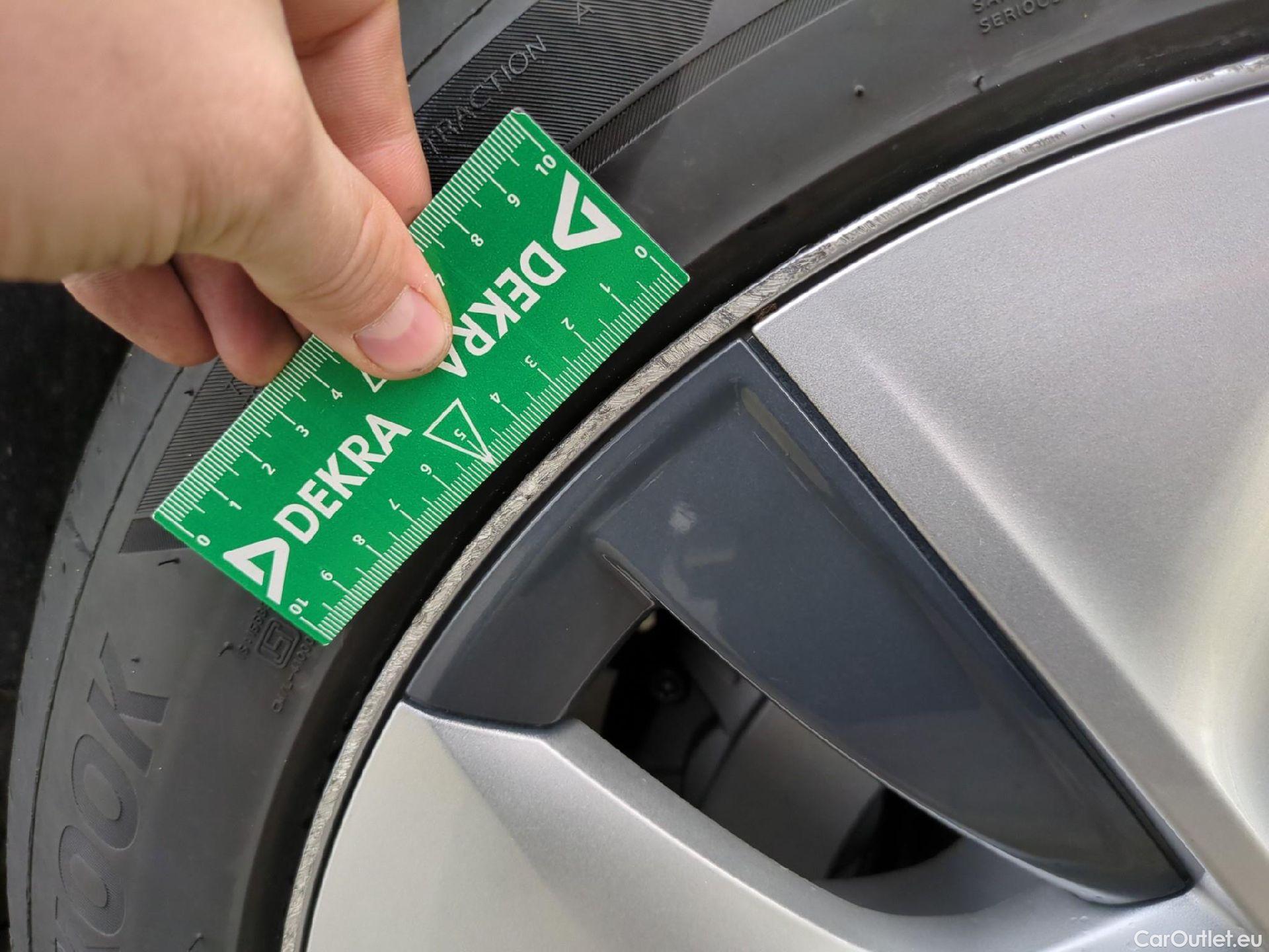  Tesla  Model Y TESLA  / 2021 / 5P / SUV RWD #5