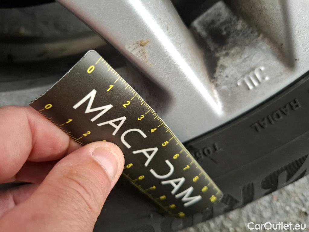  Toyota  C-HR TOYOTA  / 2016 / 5P / SUV 1.8 Hybride 122 Dynamic Business Stage A #7