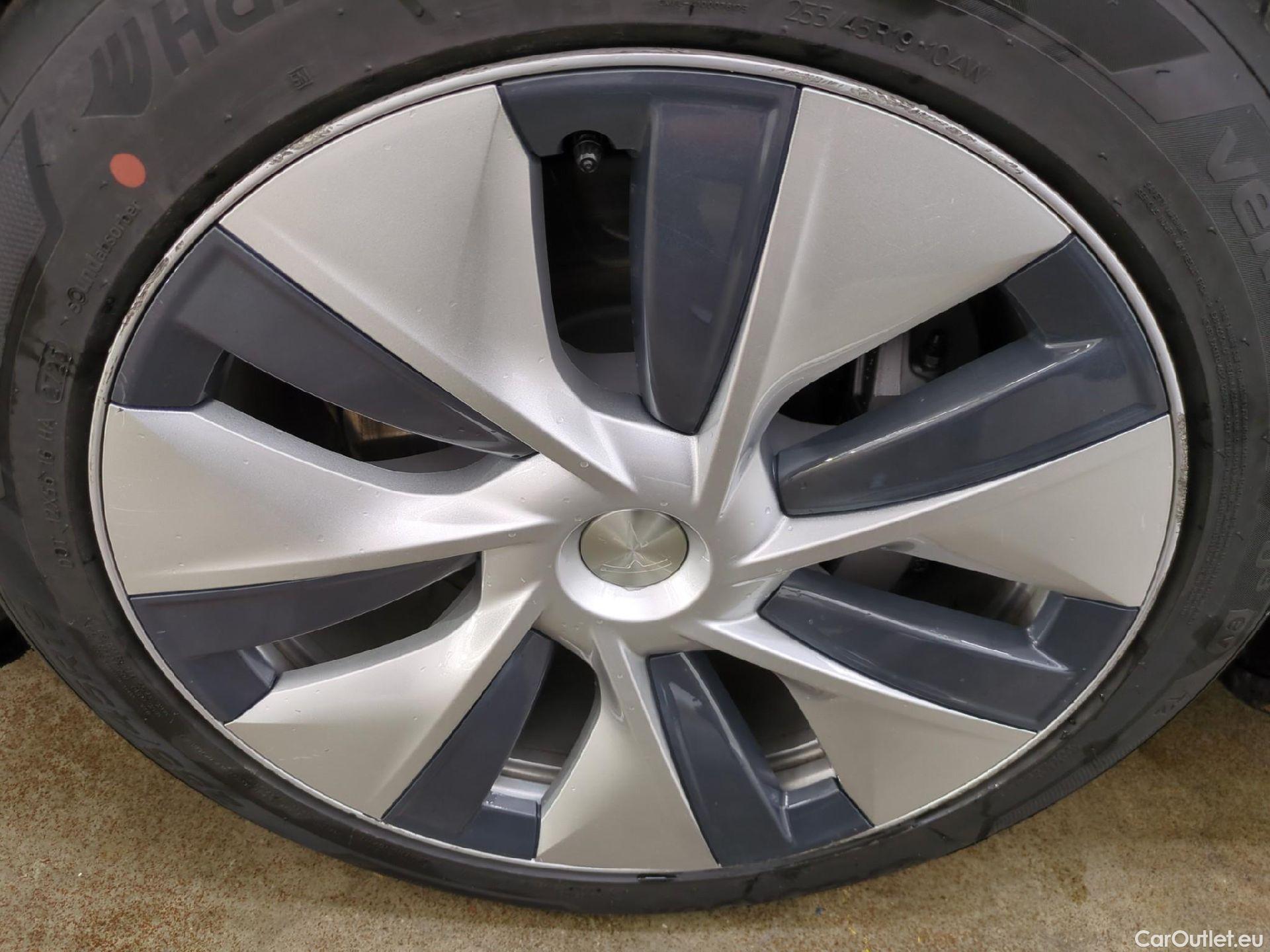  Tesla  Model Y TESLA  / 2021 / 5P / SUV RWD #8