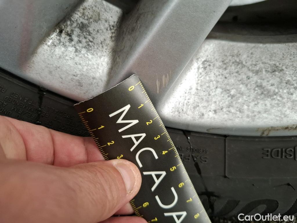  Toyota  C-HR TOYOTA  / 2016 / 5P / SUV 1.8 Hybride 122 Dynamic Business Stage A #8