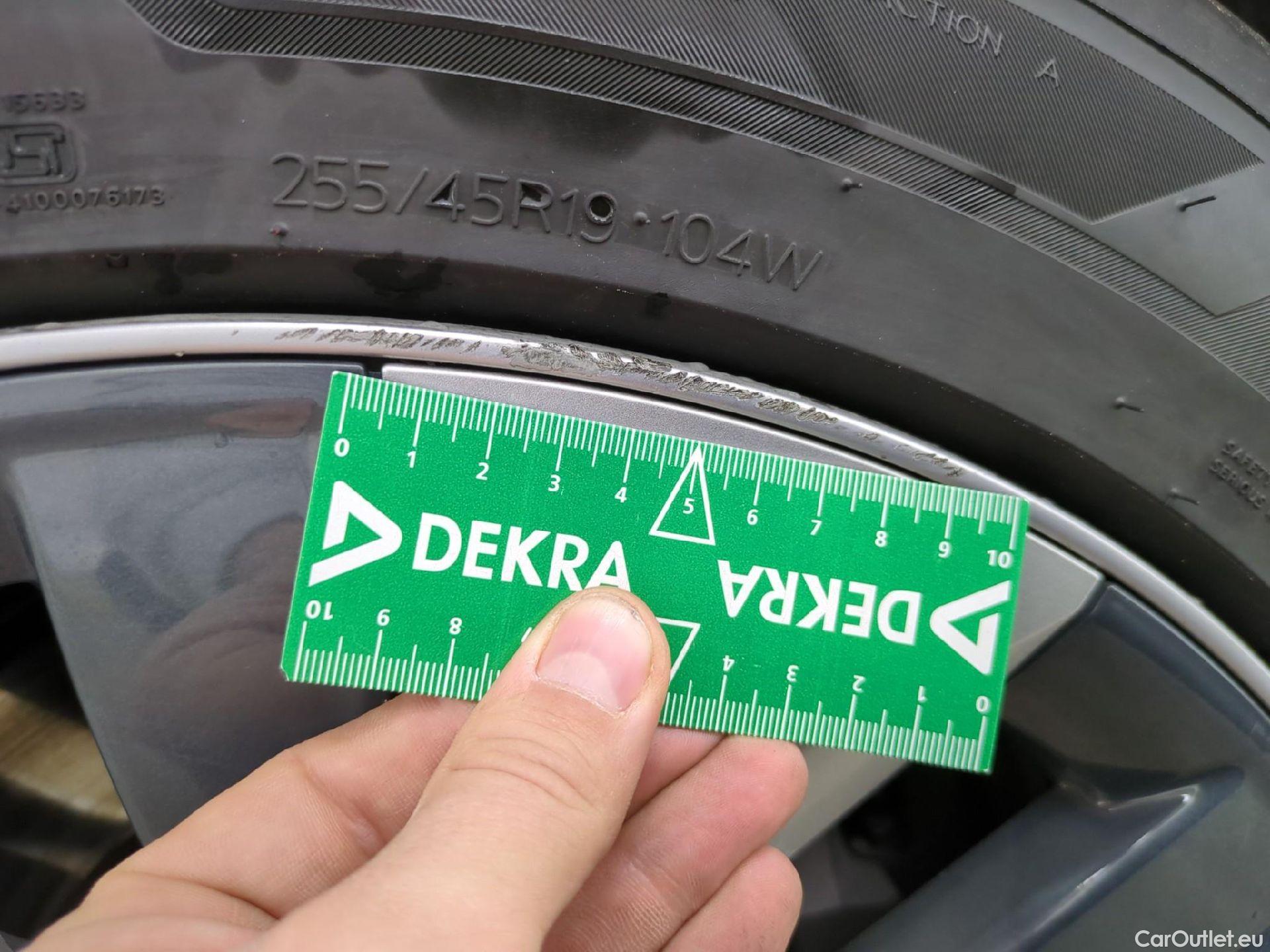  Tesla  Model Y TESLA  / 2021 / 5P / SUV RWD #11