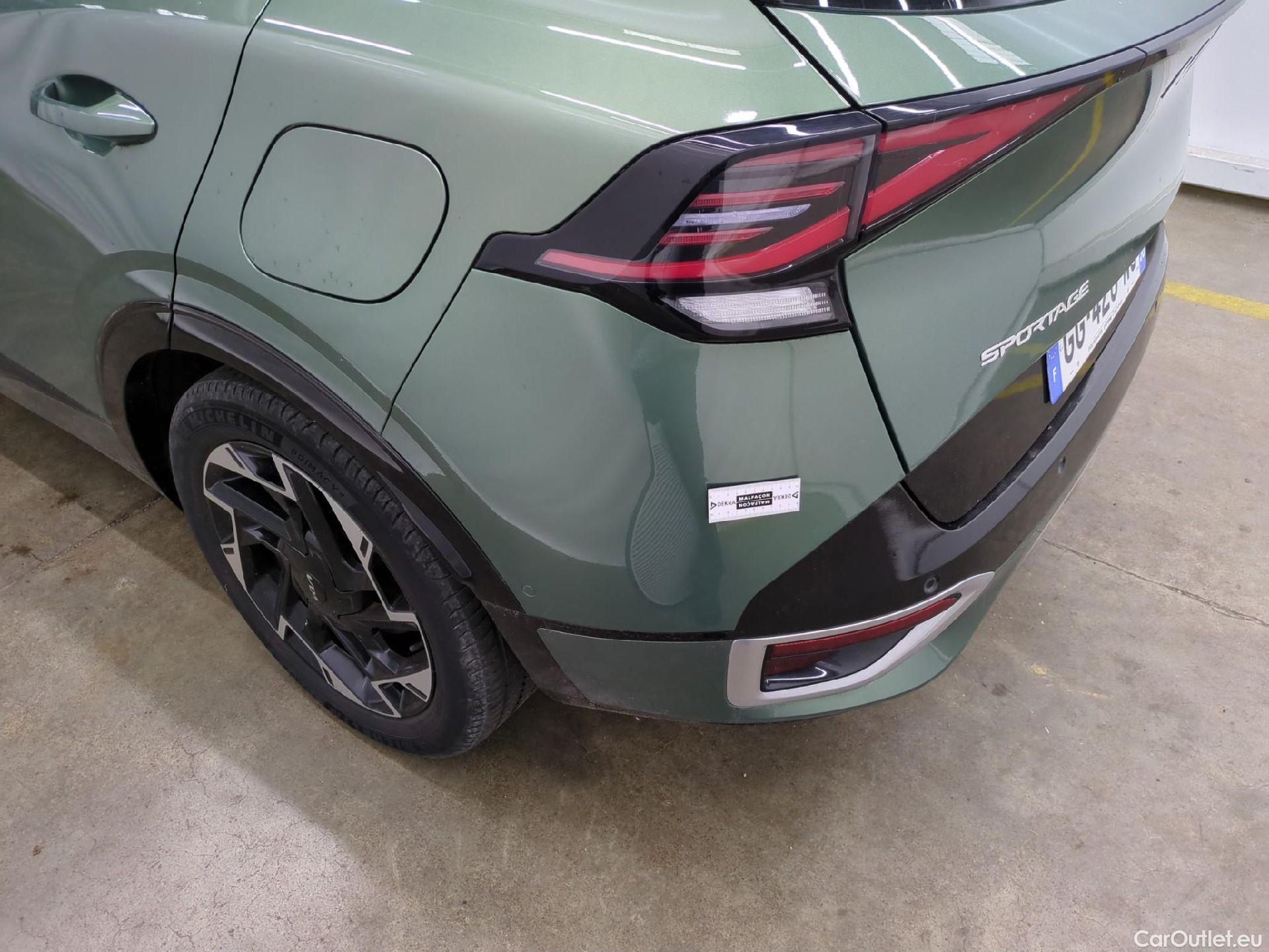  KIA  Sportage KIA  / 2021 / 5P / SUV 1.6 T-GDI 265 PHEV AUTO 4WD GT-L PREM BU #30