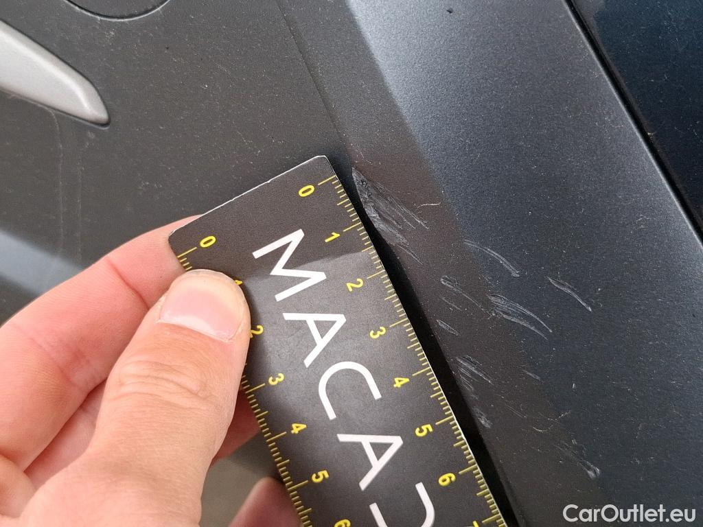  Hyundai  Konna HYUNDAI Kona / 2017 / 5P / SUV BEV 39KWH ELECTRIQUE 136CH BUSINESS #4