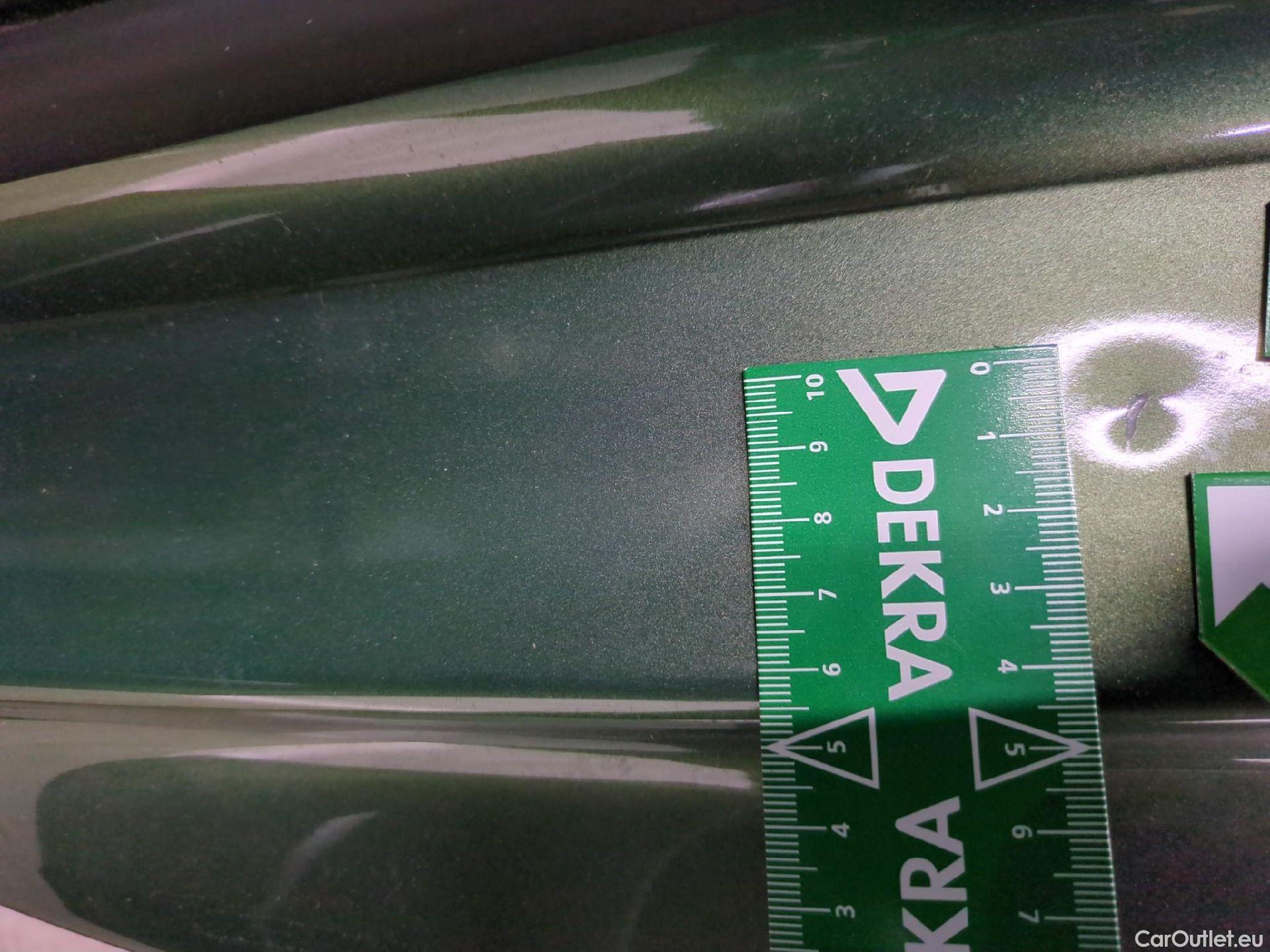  KIA  Sportage KIA  / 2021 / 5P / SUV 1.6 T-GDI 265 PHEV AUTO 4WD GT-L PREM BU #4