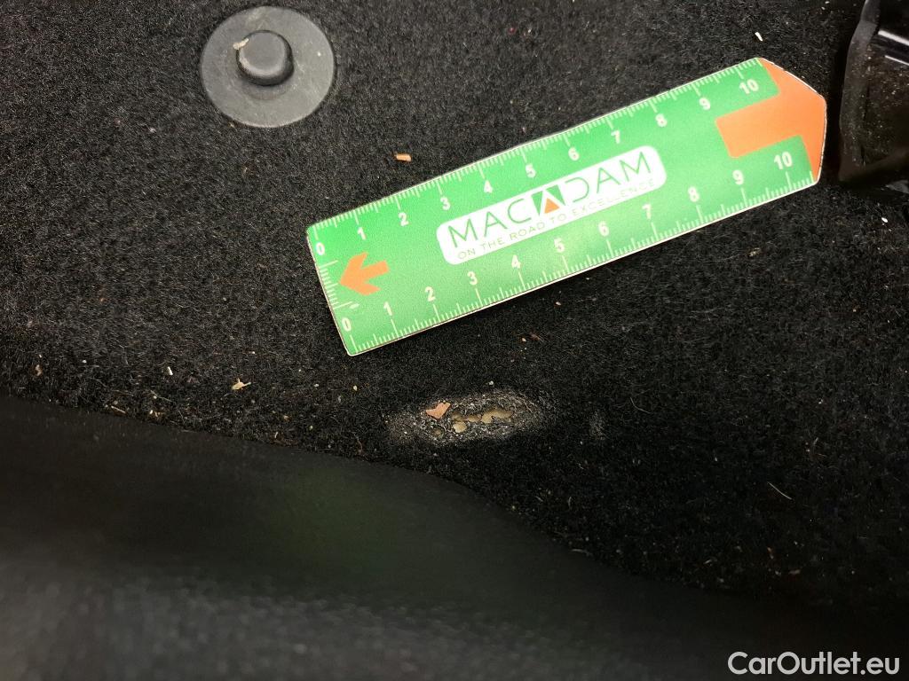  Renault  Megane  IV Berline 5 ptes. Business 1.0 TCe 115CV BVM6 E6d #18