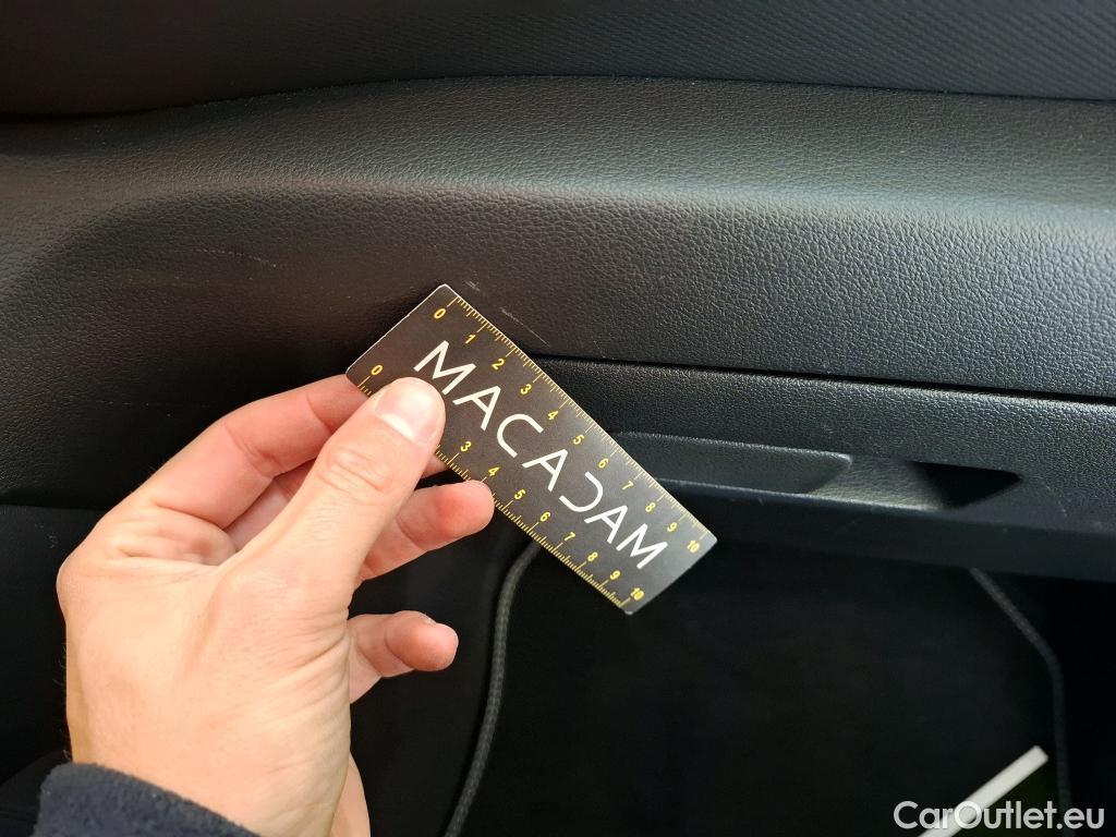  Hyundai  Konna HYUNDAI Kona / 2017 / 5P / SUV BEV 39KWH ELECTRIQUE 136CH BUSINESS #8