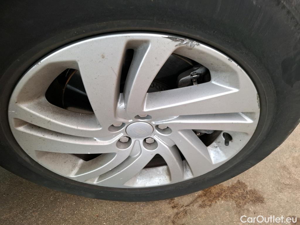  Land Rover  Range Rover Evoque LAND ROVER  / 2018 / 5P / SUV D165 BVA 4WD R-Dynamic S #8