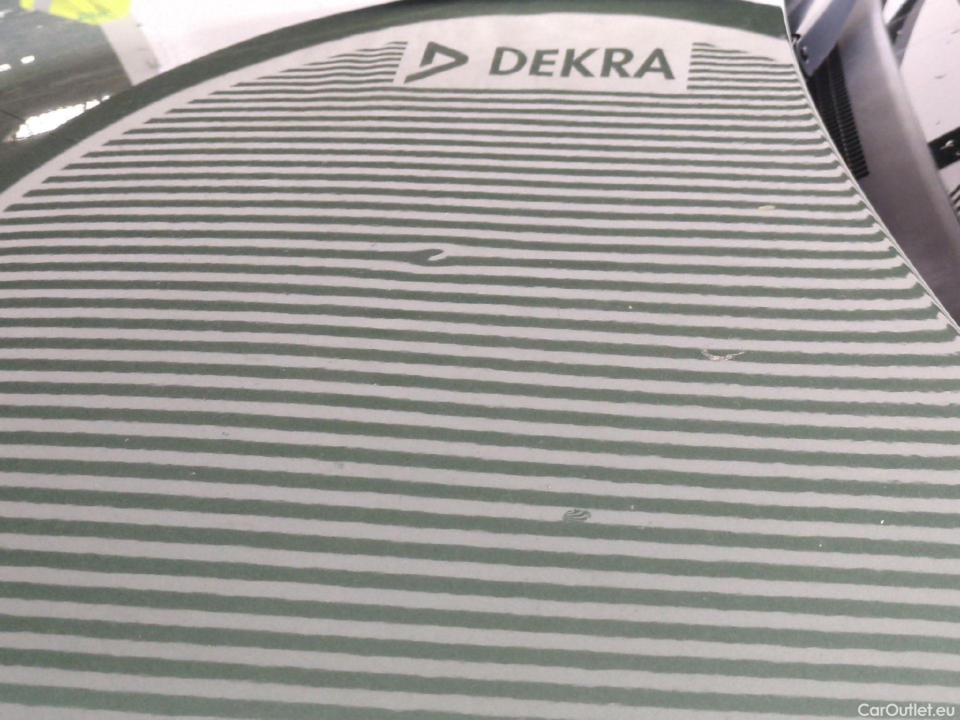  KIA  Sportage KIA  / 2021 / 5P / SUV 1.6 T-GDI 265 PHEV AUTO 4WD GT-L PREM BU #20