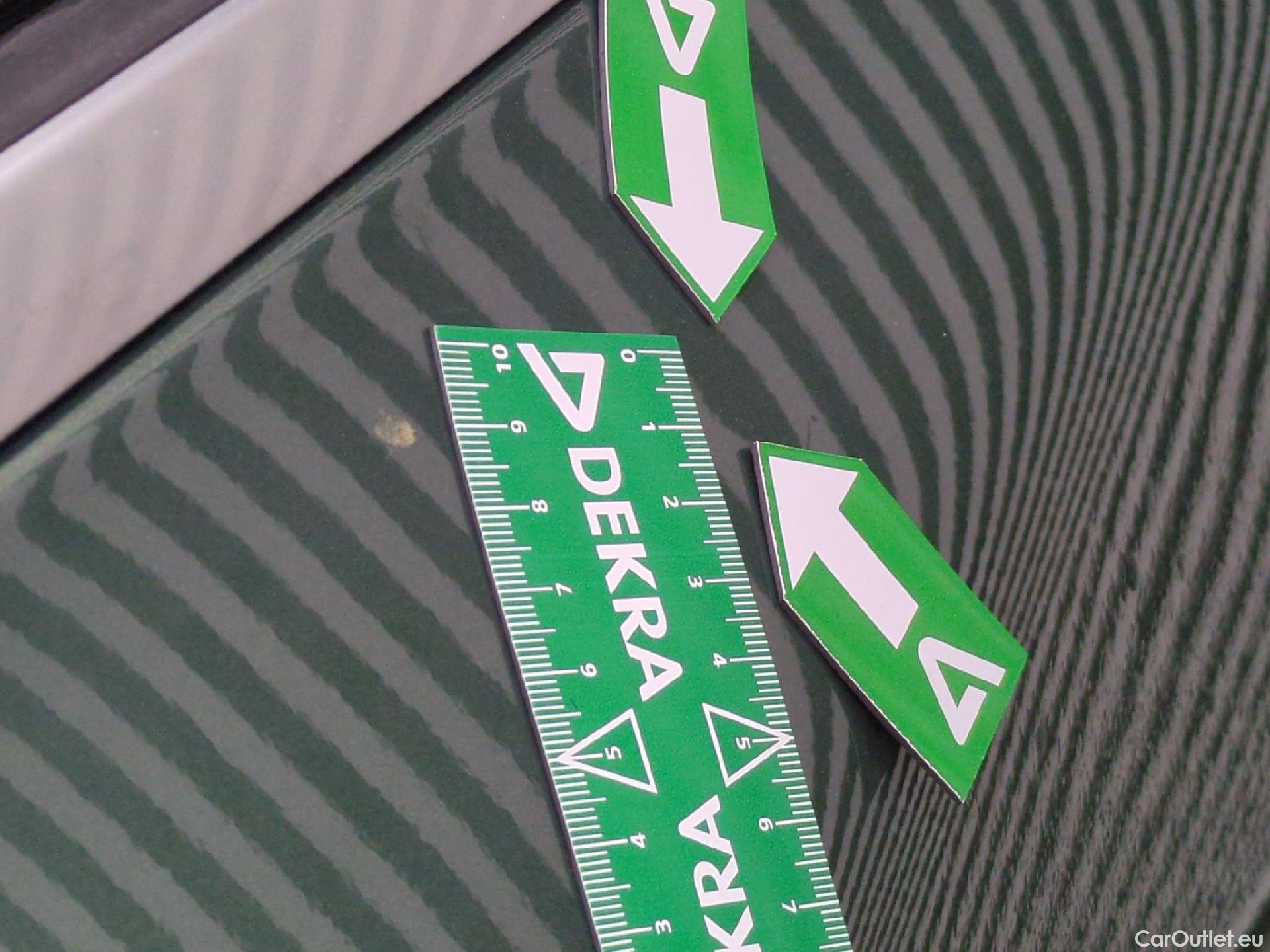  KIA  Sportage KIA  / 2021 / 5P / SUV 1.6 T-GDI 265 PHEV AUTO 4WD GT-L PREM BU #34