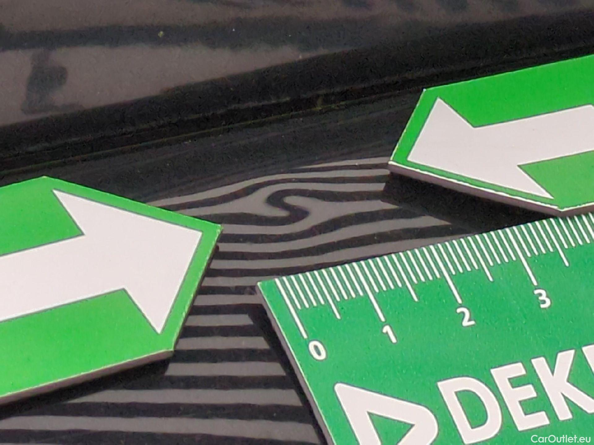  KIA  Sportage KIA  / 2021 / 5P / SUV 1.6 T-GDI 265 PHEV AUTO 4WD GT-L PREM BU #37