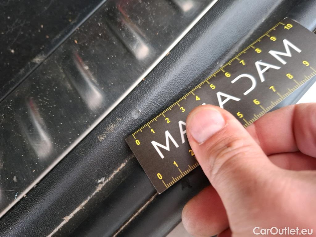  Land Rover  Range Rover Evoque LAND ROVER  / 2018 / 5P / SUV D165 BVA 4WD R-Dynamic S #35