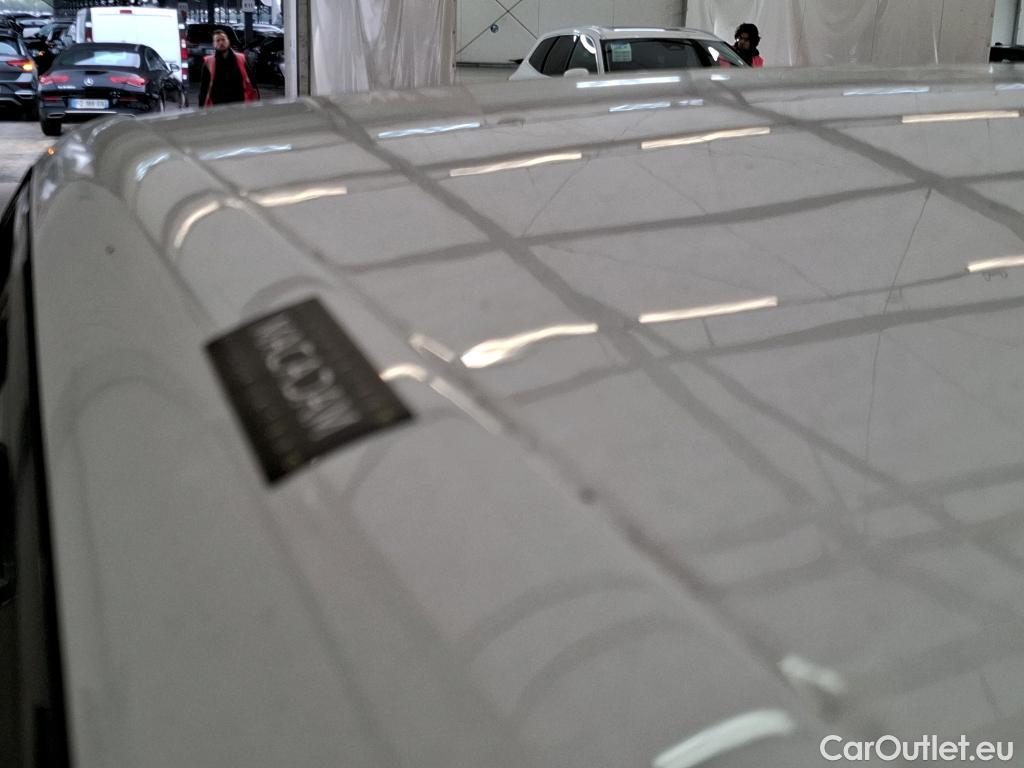  Land Rover  Range Rover Evoque LAND ROVER  / 2018 / 5P / SUV D165 BVA 4WD R-Dynamic S #4