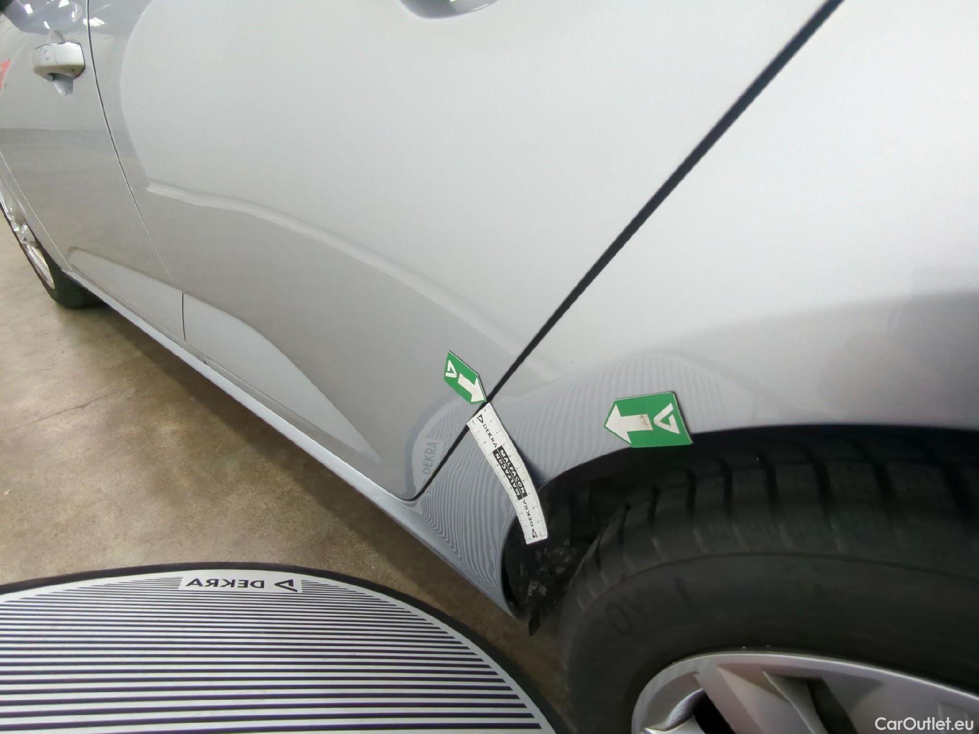  Renault  Megane  IV Berline 5 ptes. Business 1.5 dCi 115CV BVM6 E6d #12