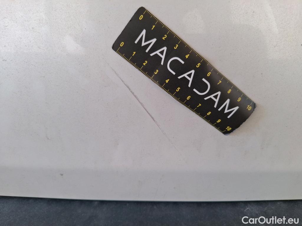  Peugeot  2008 PEUGEOT  5p Crossover Puretech 110 S&S EAT6 GT LINE #23