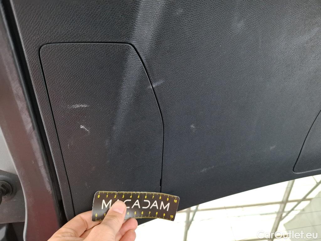  Peugeot  3008 PEUGEOT  / 2016 / 5P / SUV BlueHDi 130 S&S EAT8 ACTIVE BUSINESS #29