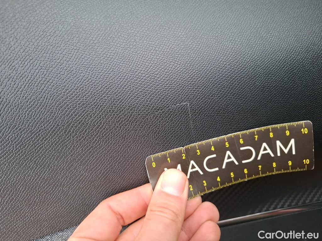  Peugeot  3008 PEUGEOT  / 2016 / 5P / SUV BlueHDi 130 S&S EAT8 ACTIVE BUSINESS #25