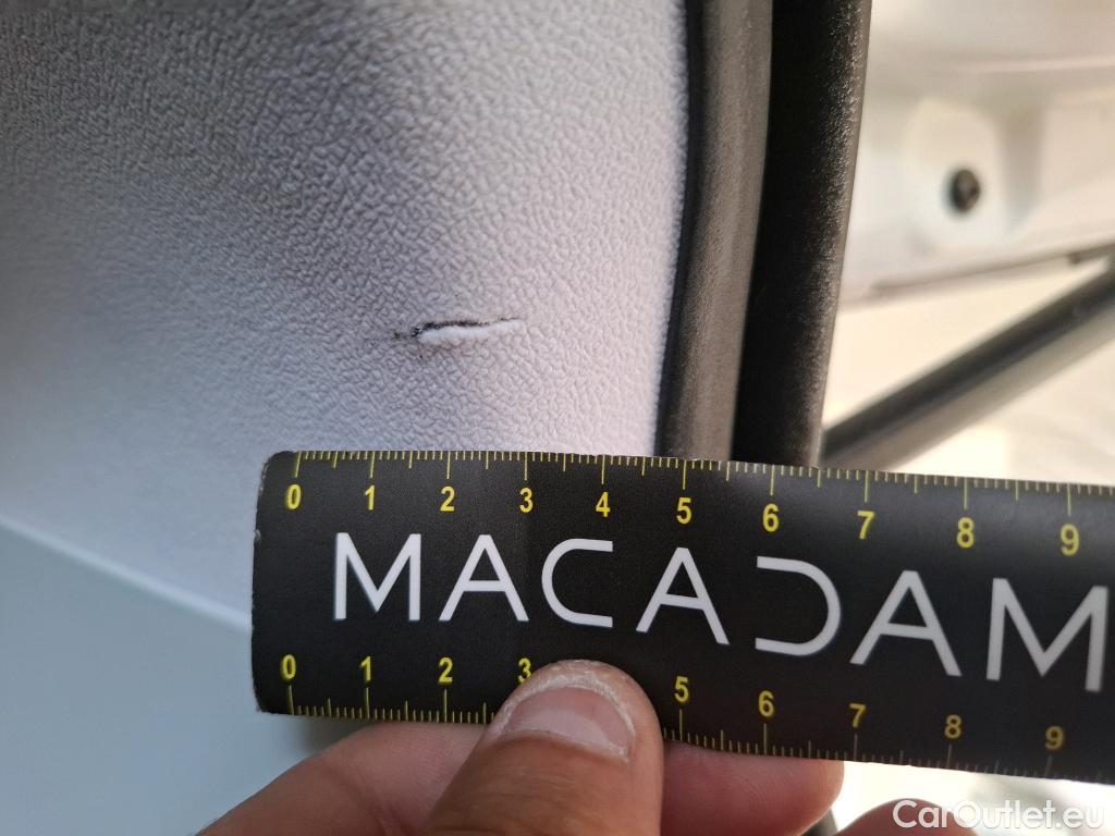  Peugeot  2008 PEUGEOT  5p Crossover Puretech 110 S&S EAT6 GT LINE #9