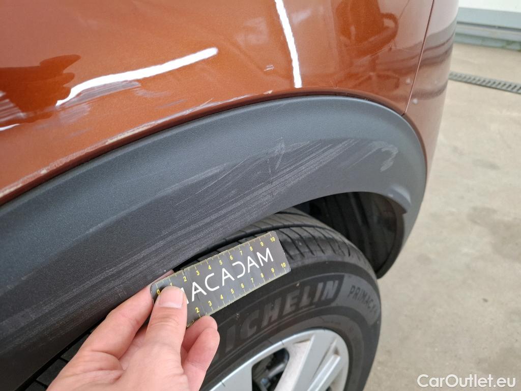  Peugeot  3008 PEUGEOT  / 2016 / 5P / SUV BlueHDi 130 S&S EAT8 ACTIVE BUSINESS #36