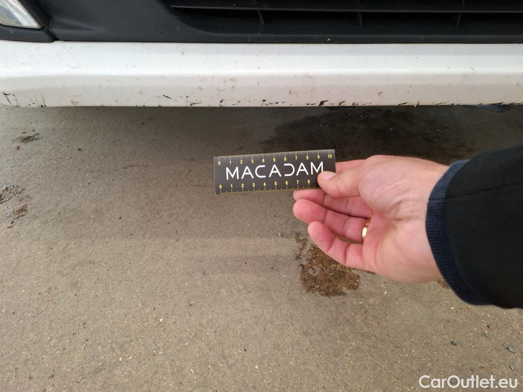  Peugeot  208  Signature 1.2 PureTech 80CV BVM5 E6dT #2