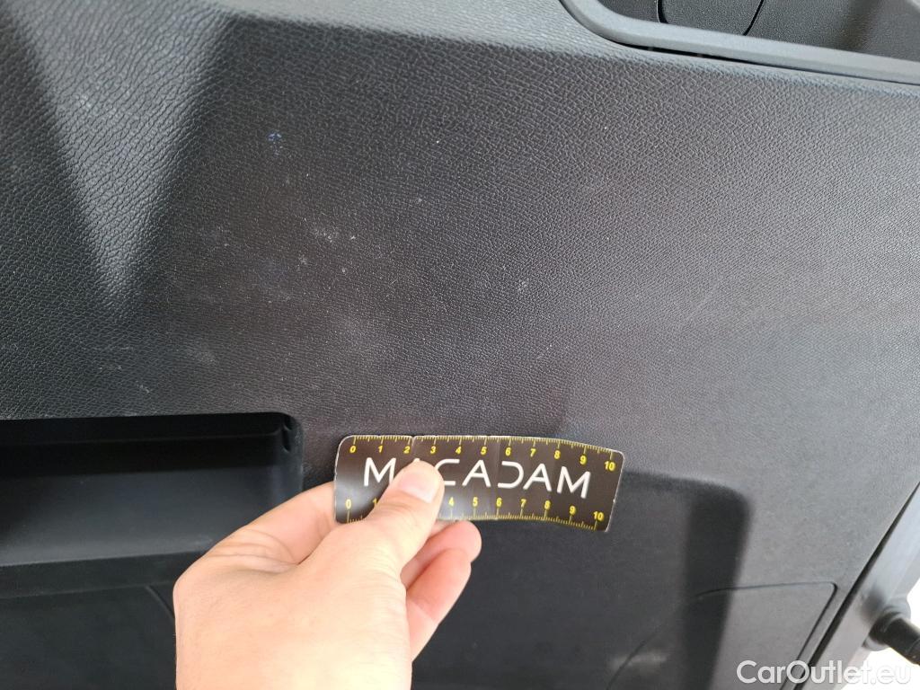  Peugeot  3008 PEUGEOT  / 2016 / 5P / SUV BlueHDi 130 S&S EAT8 ACTIVE BUSINESS #33