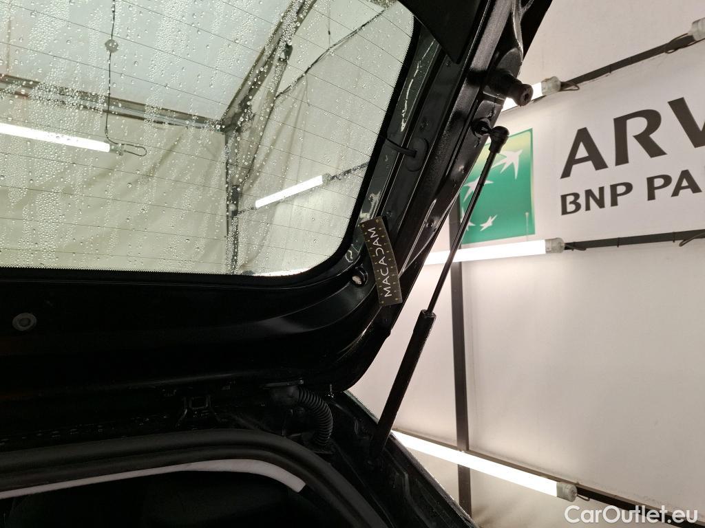  Peugeot  208 PEUGEOT  / 2019 / 5P / Berline Puretech 75 S&S LIKE #8