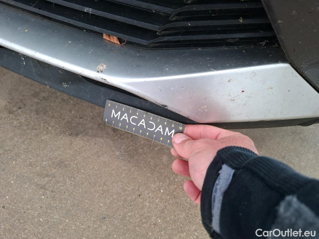  Peugeot  3008  Allure Pack 1.2 PureTech 130CV BVA8 E6d #64