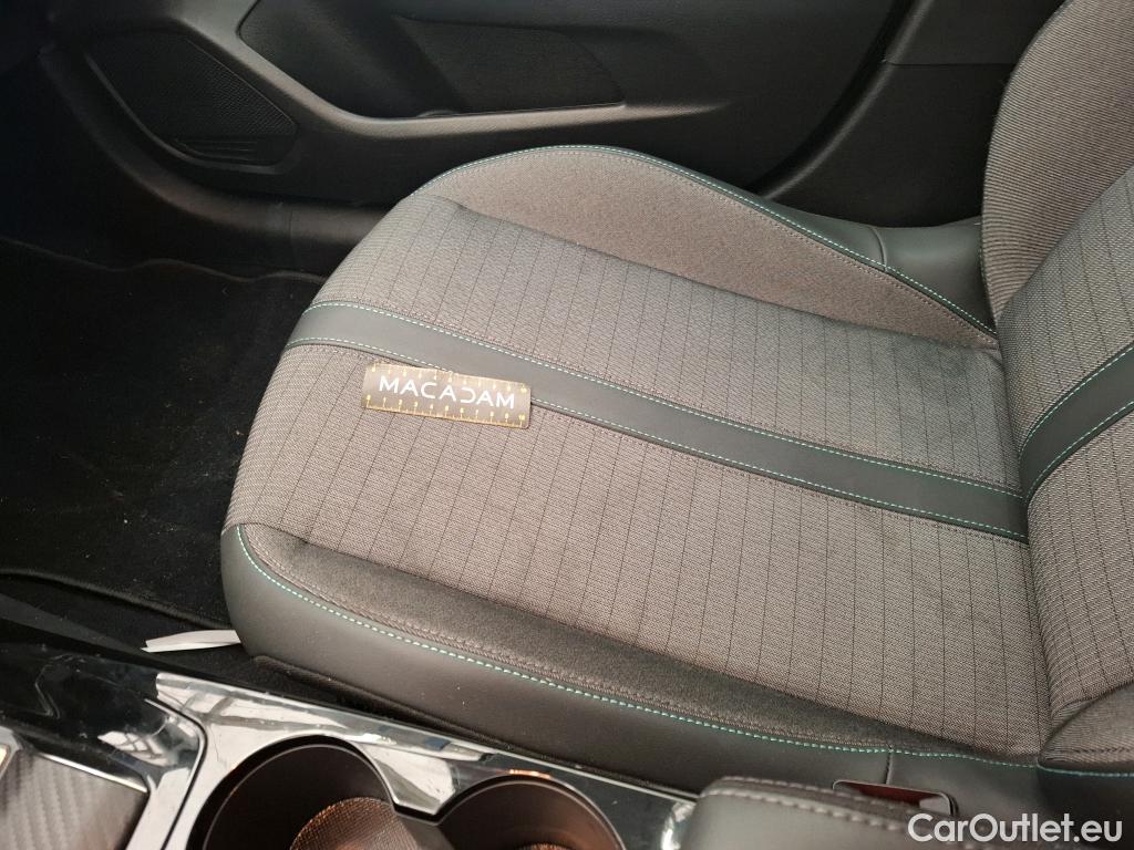  Peugeot  208  Allure Pack 1.2 PureTech 100CV BVA8 E6d #15