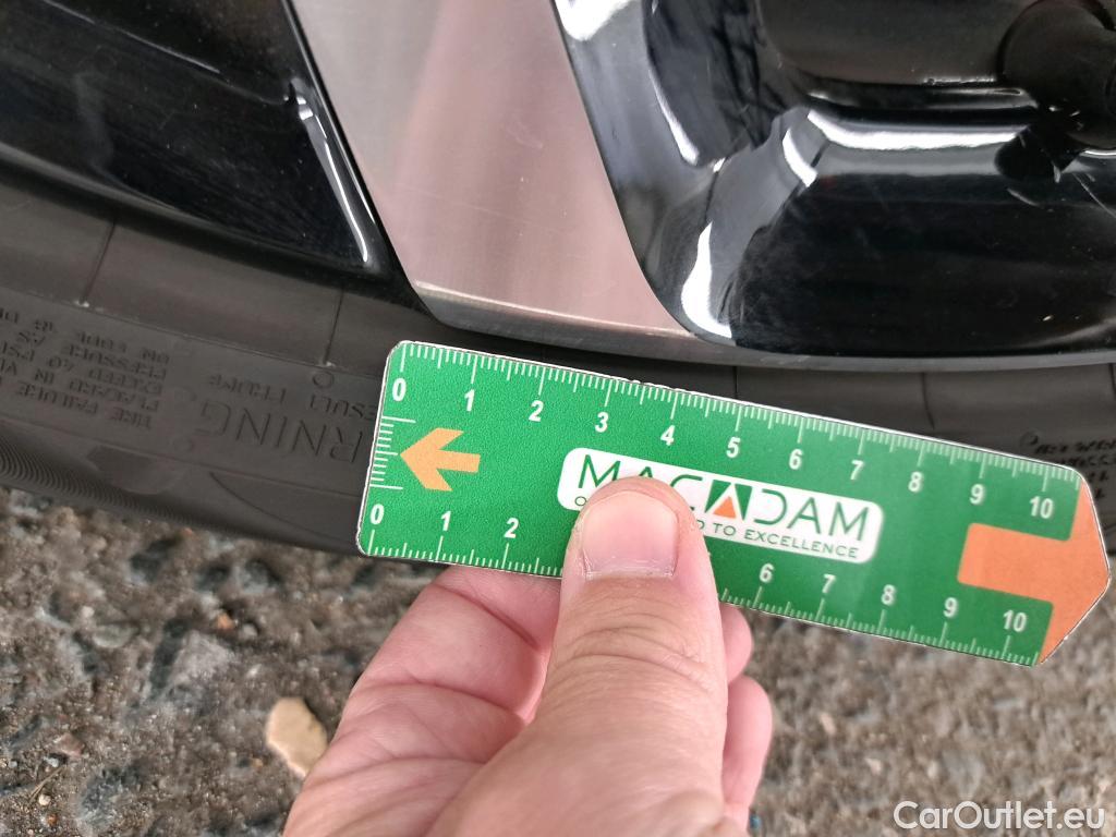  Citroen  C5  Aircross C-Series Hybrid 1.6 225CV BVA8 6E #4