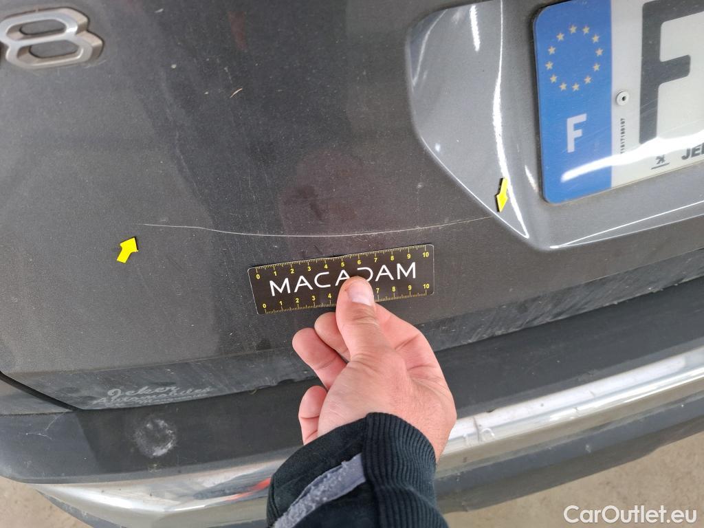  Peugeot  3008  Allure Pack 1.2 PureTech 130CV BVA8 E6d #21