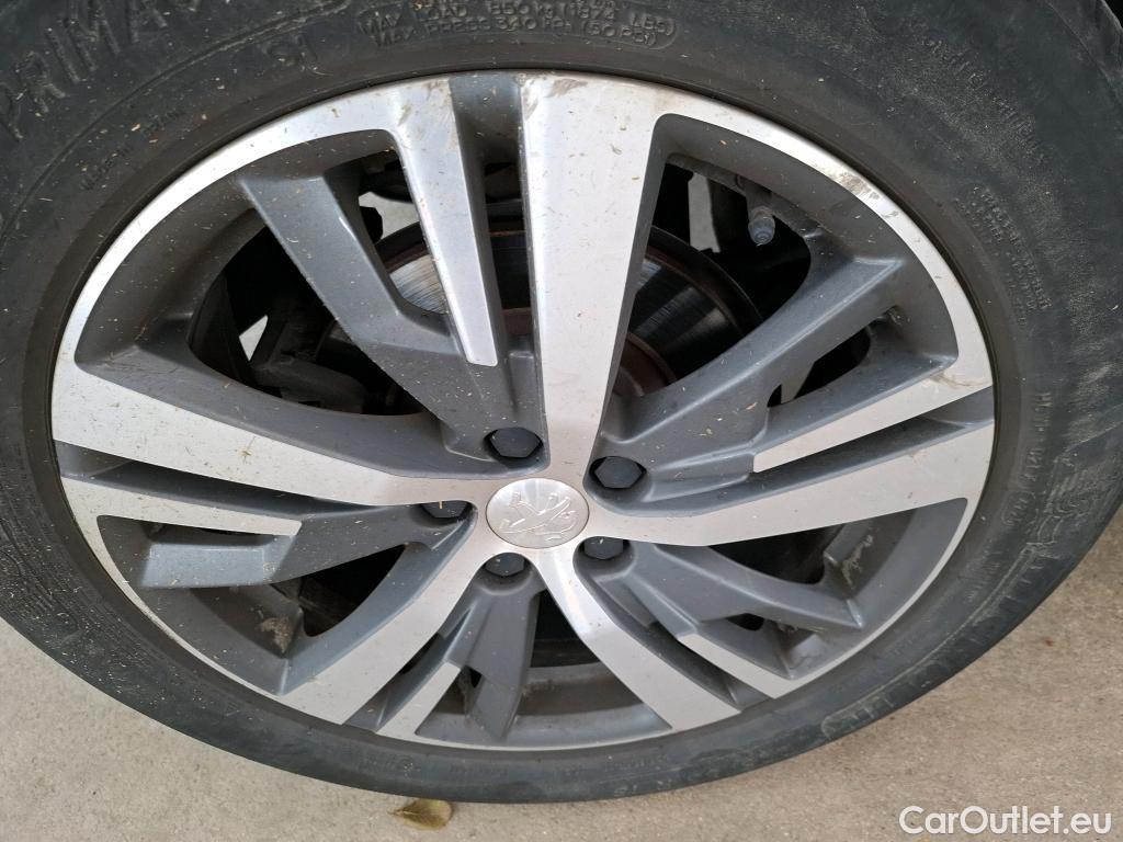  Peugeot  3008  Allure Pack 1.2 PureTech 130CV BVA8 E6d #66