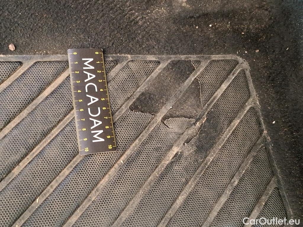  Peugeot  3008  Allure Pack 1.2 PureTech 130CV BVA8 E6d #50