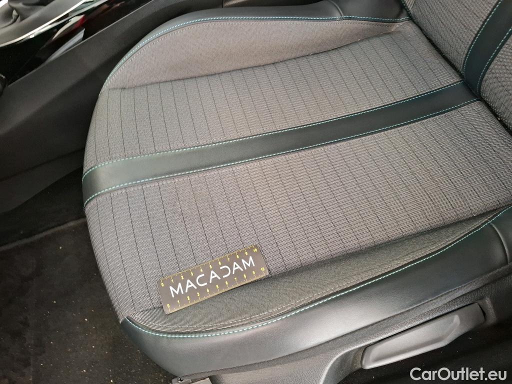  Peugeot  2008  Allure Business 1.2 PureTech 130CV BVM6 E6d #19