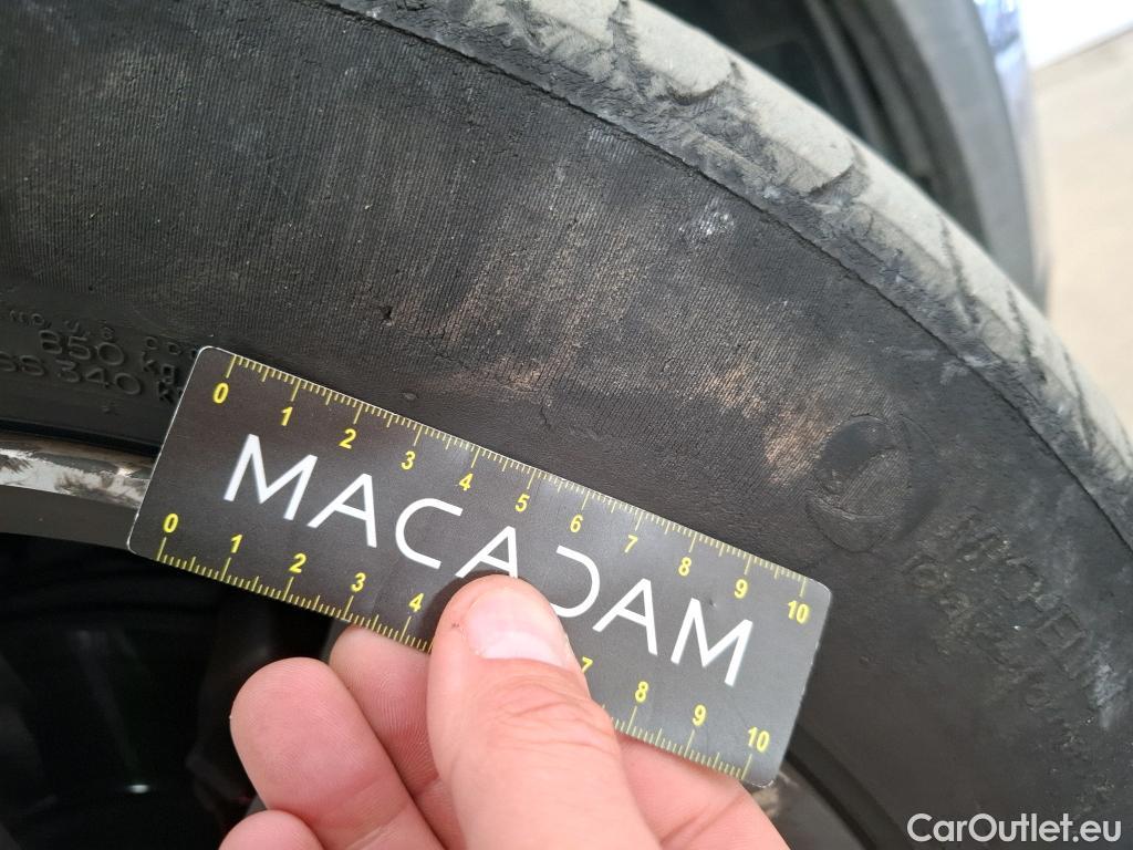  Peugeot  3008  Allure Pack 1.2 PureTech 130CV BVA8 E6d #16