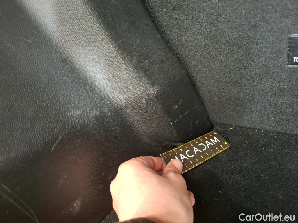  Peugeot  2008  Allure Business 1.2 PureTech 130CV BVA8 E6d #12