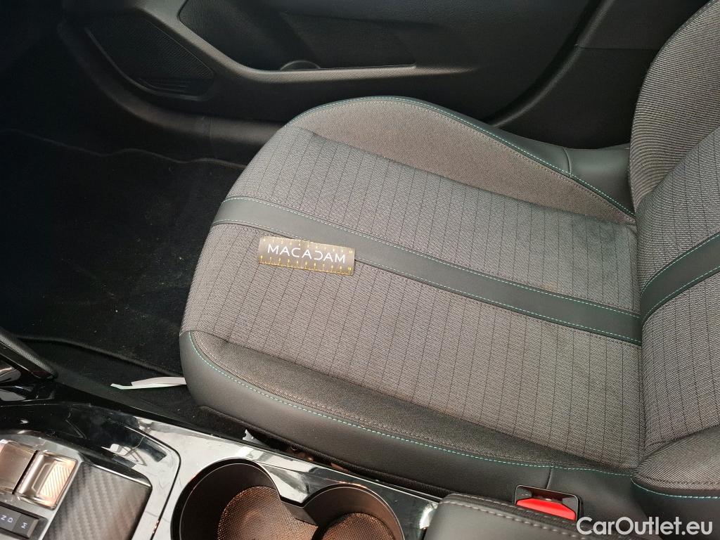  Peugeot  208  Allure Pack 1.2 PureTech 100CV BVA8 E6d #16