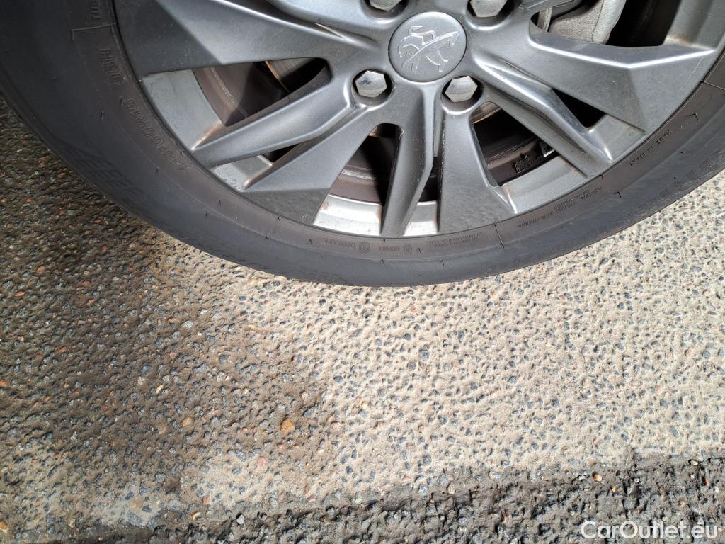  Peugeot  2008  Active Pack 1.5 HDi 110CV BVM6 E6d #56