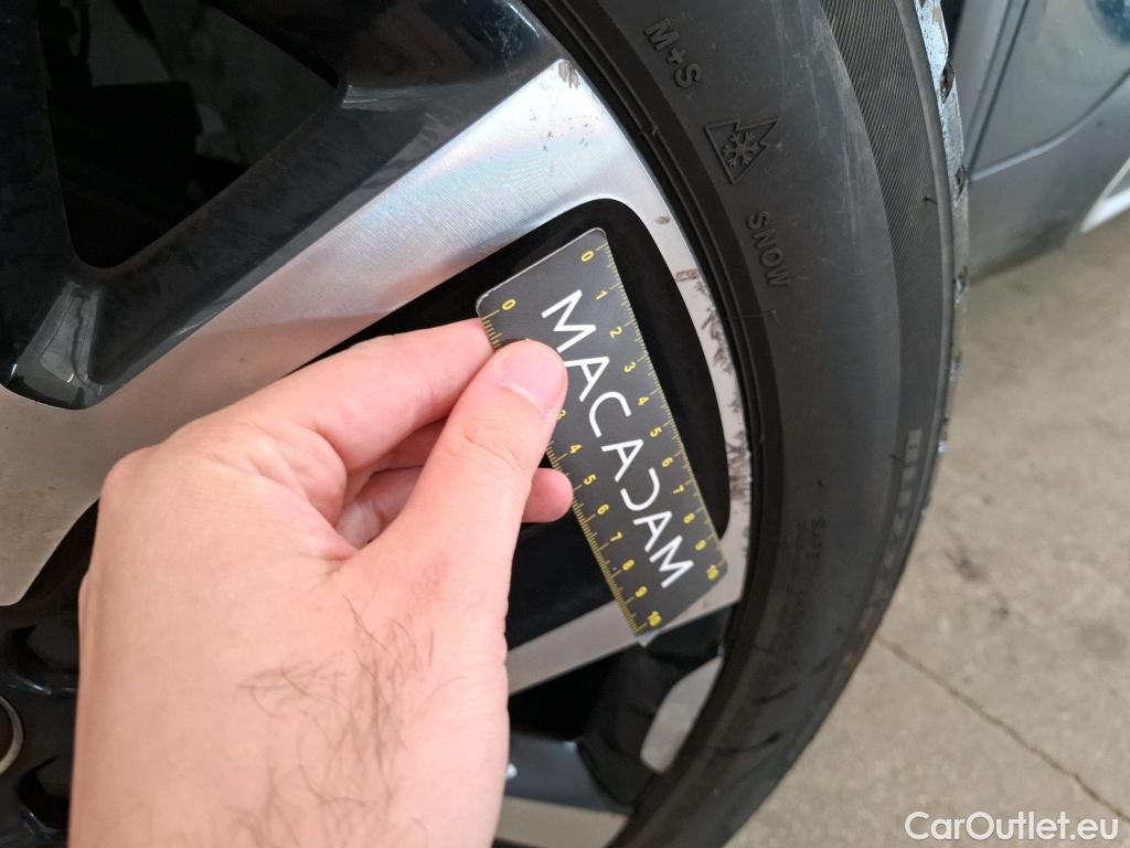  Citroen  C5  Aircross Shine Pack 1.6 PureTech 180CV BVA8 E6d #7