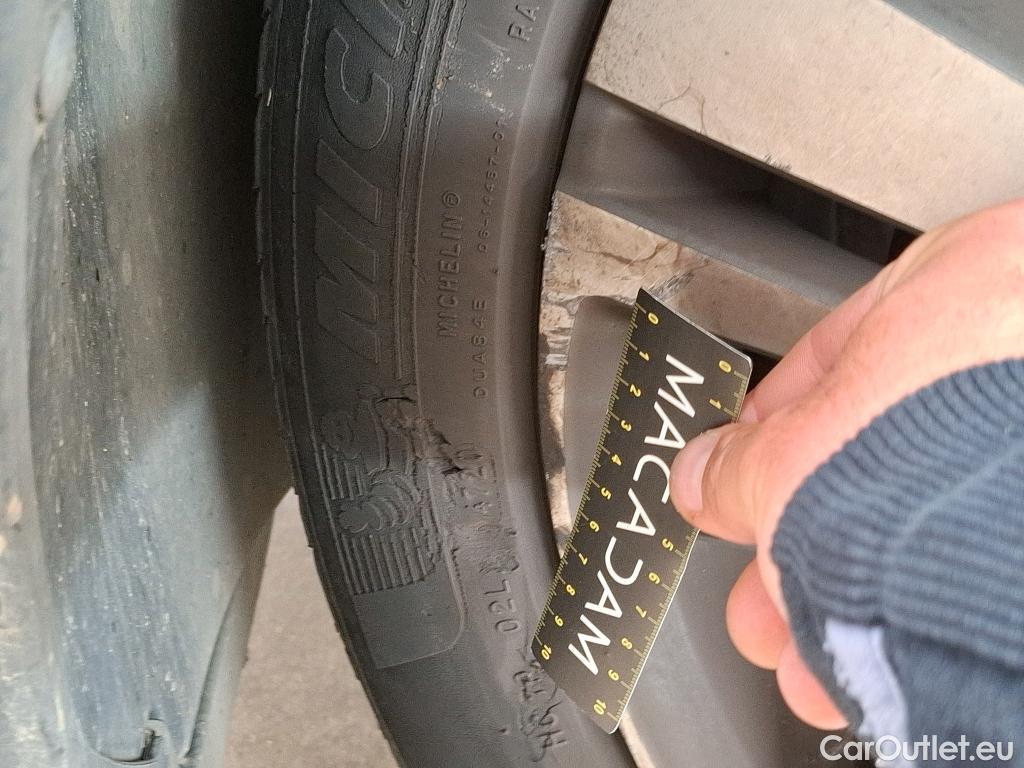  Peugeot  3008  Allure Pack 1.2 PureTech 130CV BVA8 E6d #14