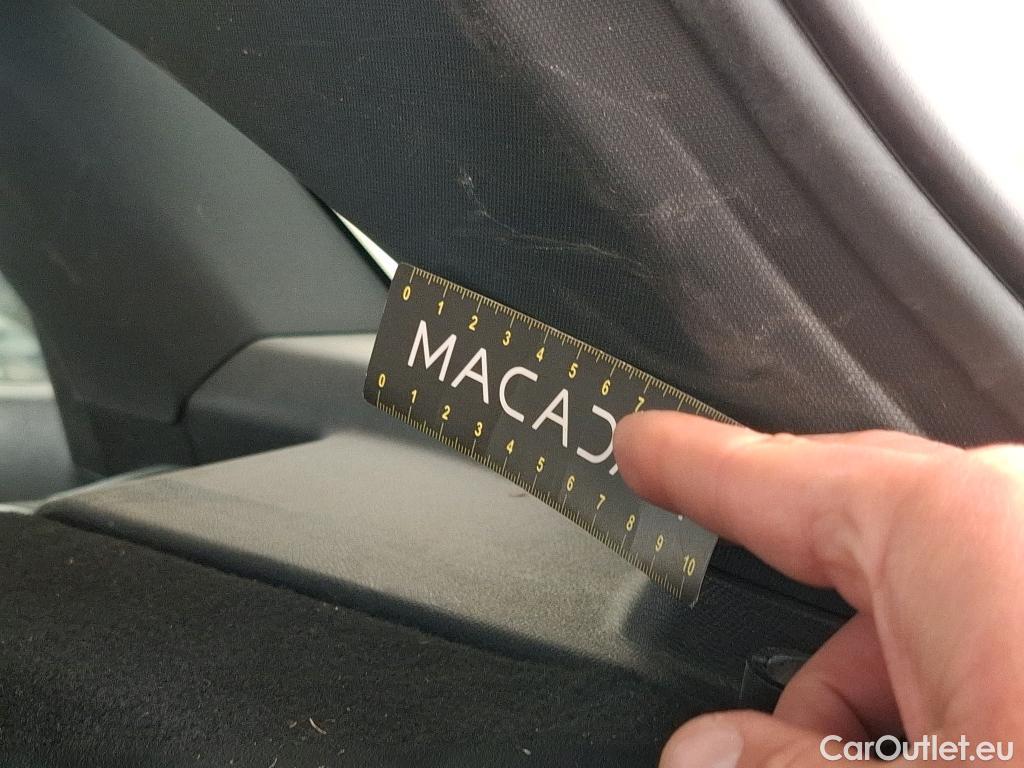  Peugeot  3008  Allure Pack 1.2 PureTech 130CV BVA8 E6d #61