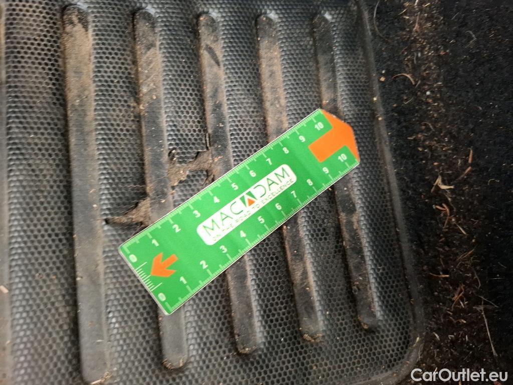  Citroen  C3  Shine Business 1.2 PureTech 80CV BVM5 E6 #9