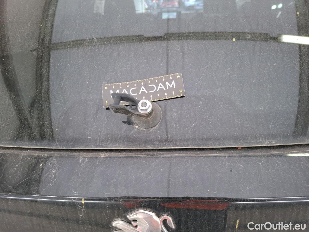  Peugeot  3008  Allure Pack 1.2 PureTech 130CV BVA8 E6d #58