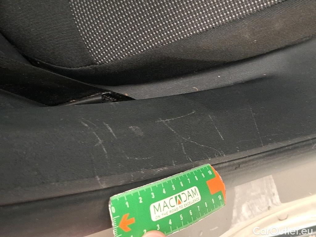  Citroen  C3  Max 1.2 PureTech 80CV BVM5 6E #13