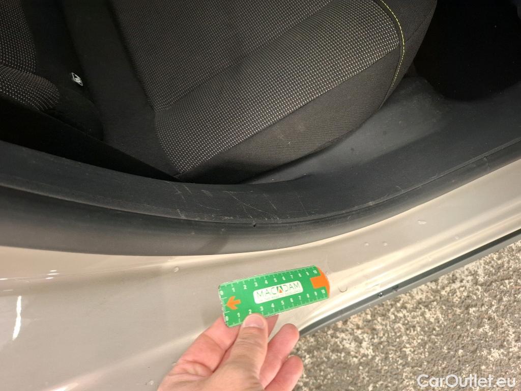  Citroen  C3  Max 1.2 PureTech 80CV BVM5 6E #1