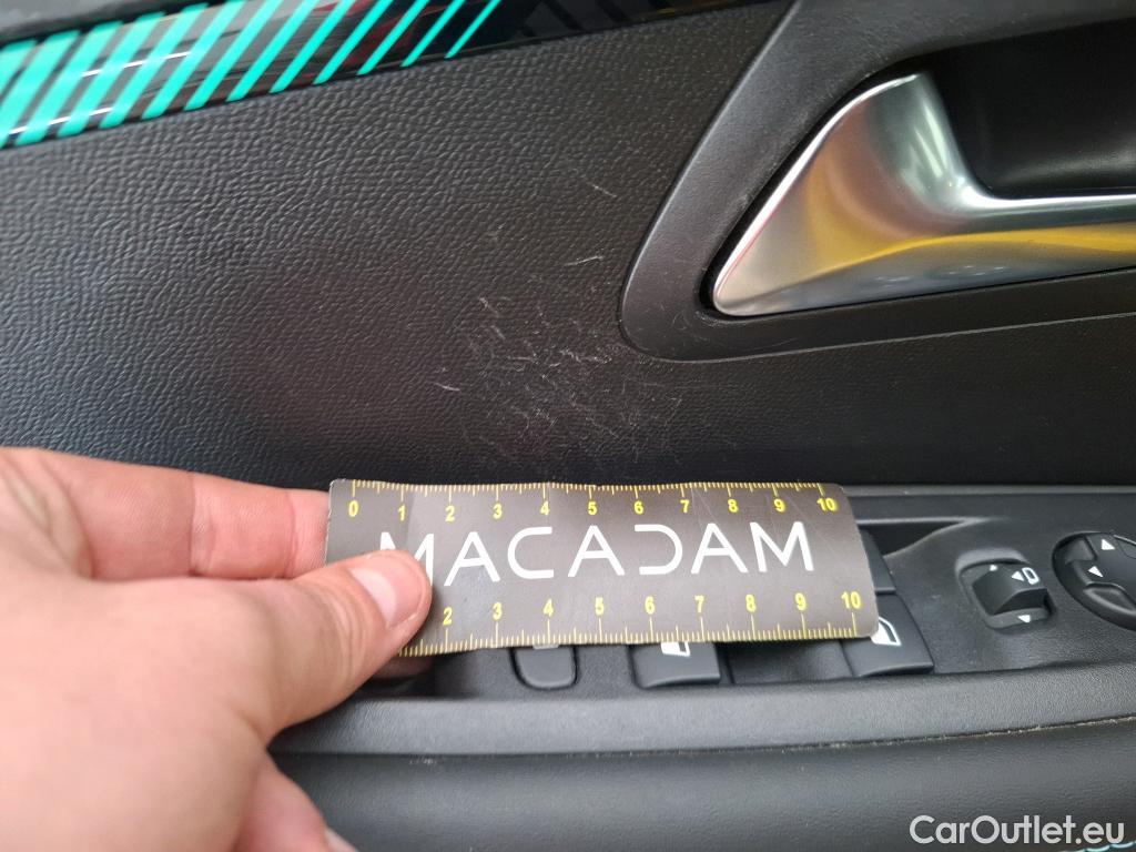  Peugeot  208  Allure Pack 1.2 PureTech 100CV BVA8 E6d #12